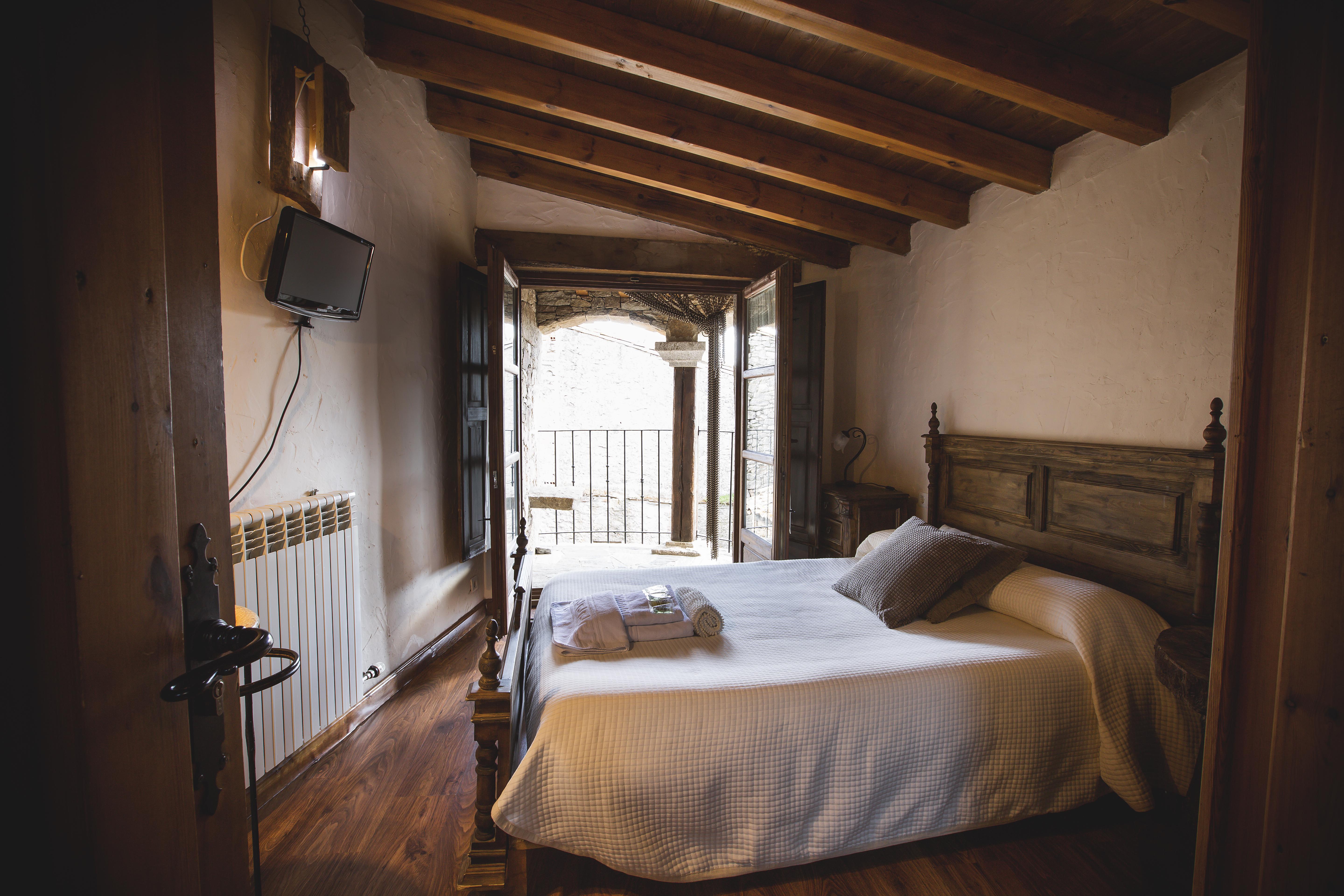 Orgullo Rural Hotel Bermellar ภายนอก รูปภาพ