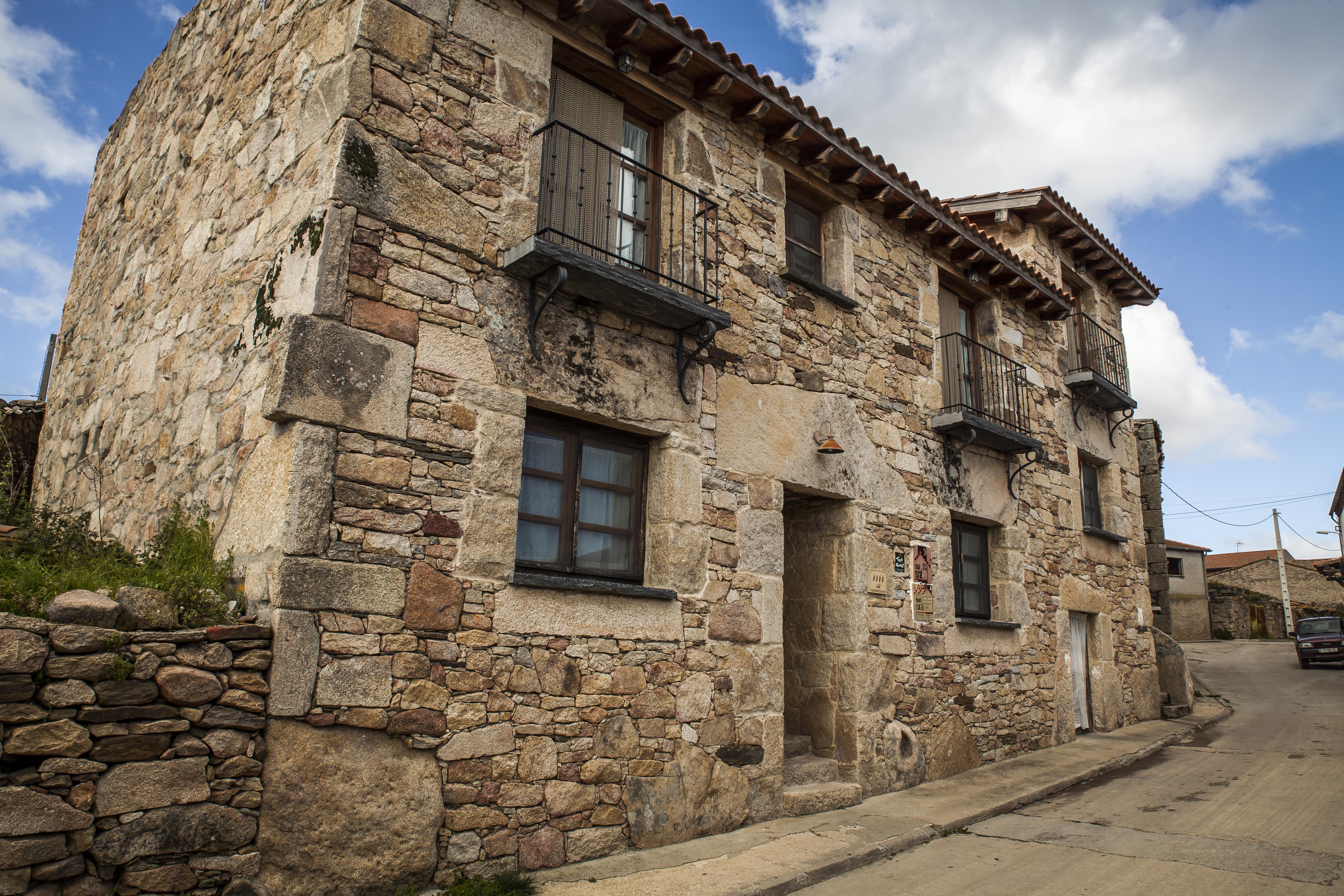 Orgullo Rural Hotel Bermellar ภายนอก รูปภาพ