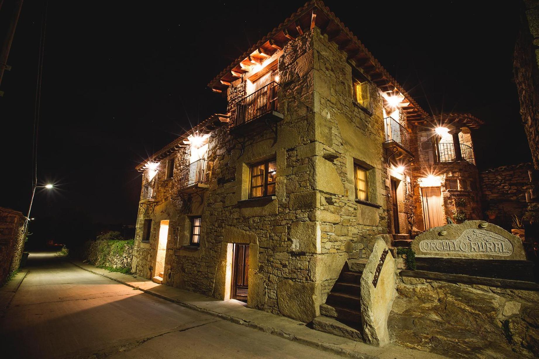 Orgullo Rural Hotel Bermellar ภายนอก รูปภาพ