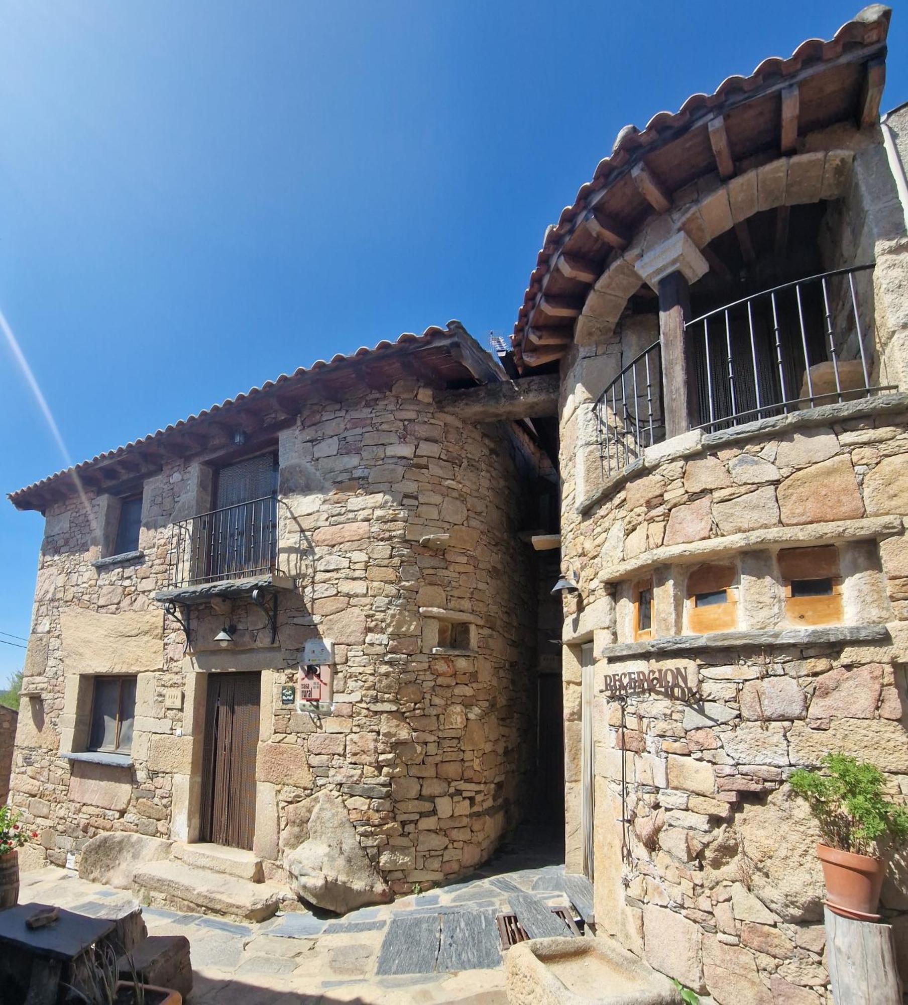 Orgullo Rural Hotel Bermellar ภายนอก รูปภาพ